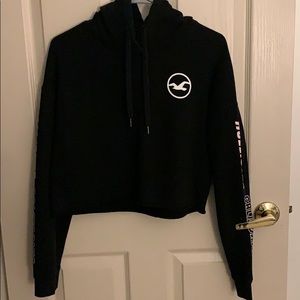 longer sleeved crop top